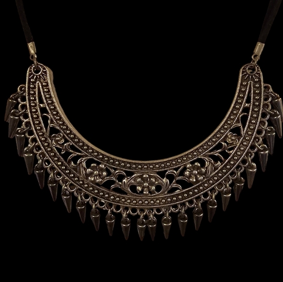 👍5 for $20 Bib Statment Necklace - Picture 7 of 7